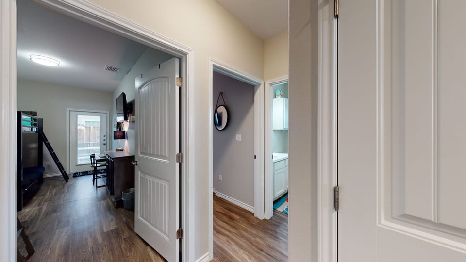 Bedrooms and Shared Bathroom with Tub/Shower Combo