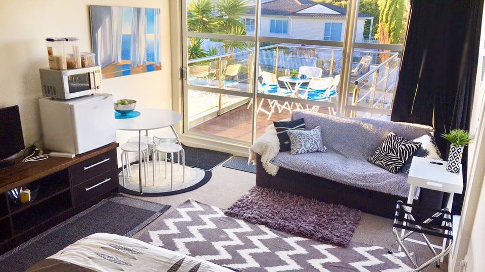Classic Double Room, Connecting Rooms, Sea View | Individually decorated, individually furnished, desk, soundproofing