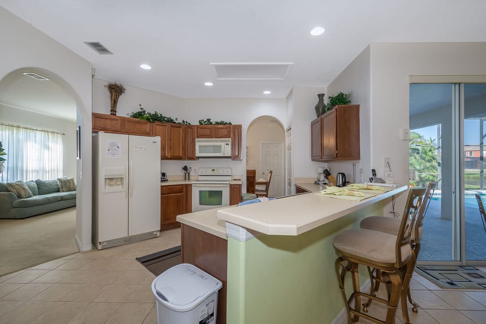 Breakfast bar 