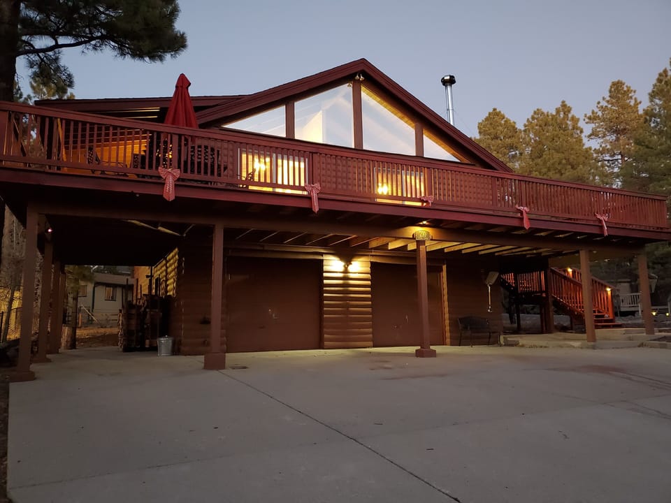 Cabin - Front Sunset