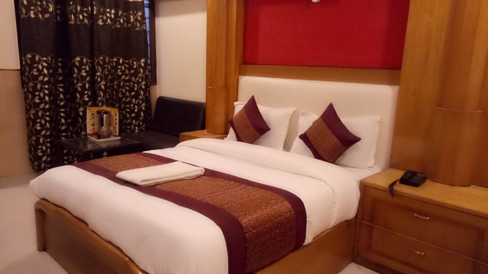 Rollaway beds, free WiFi