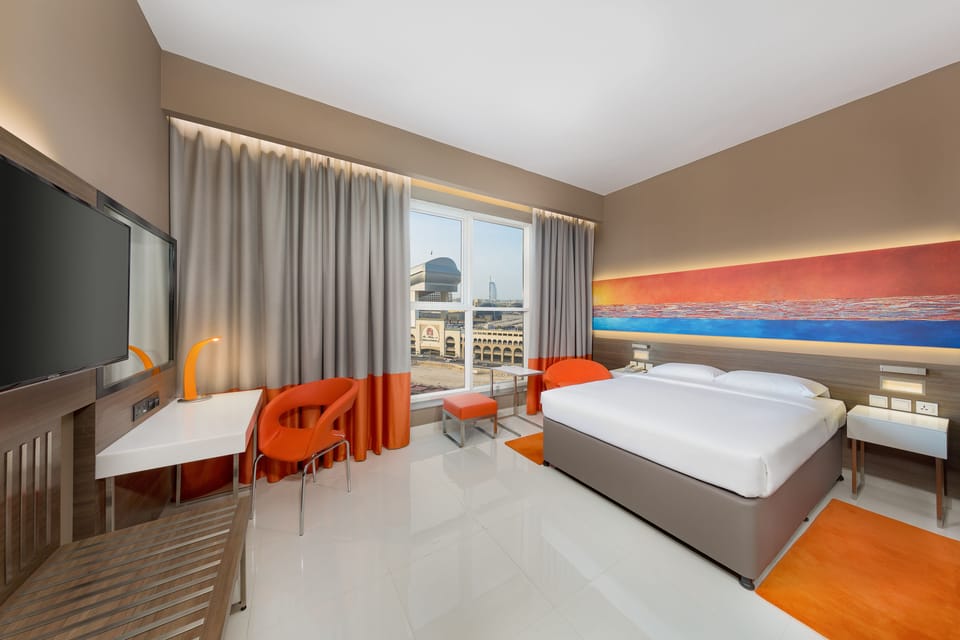 In-room safe, desk, laptop workspace, free WiFi