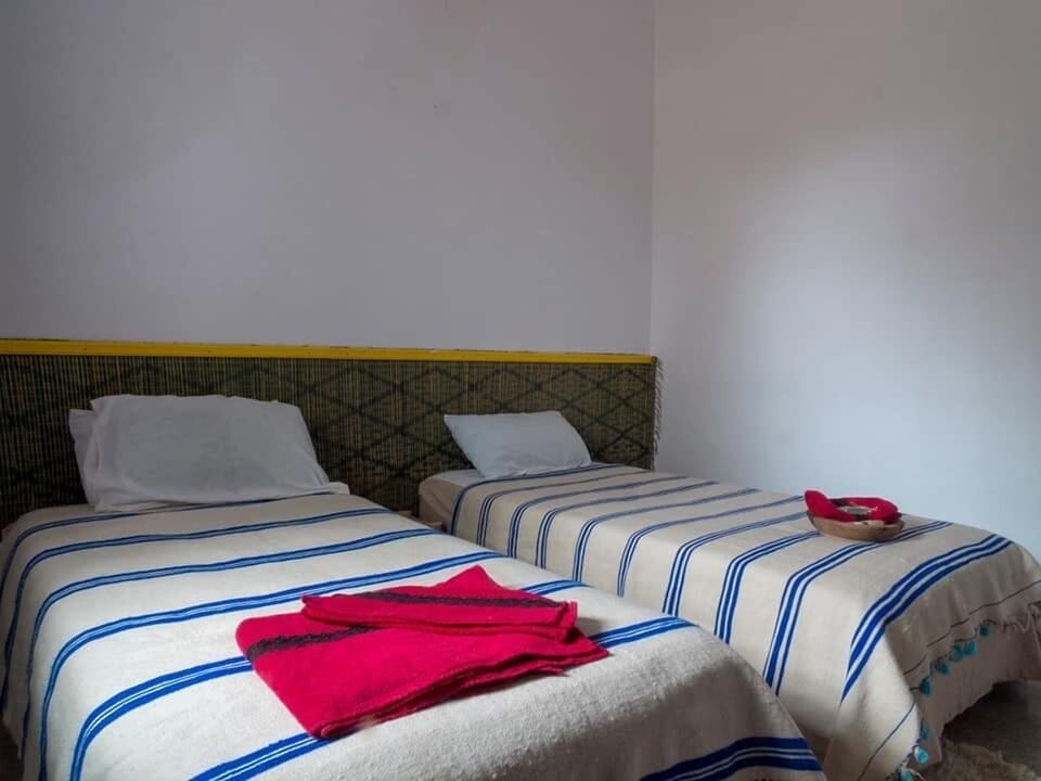 Room, Shared Bathroom | In-room safe, blackout drapes, iron/ironing board, free WiFi