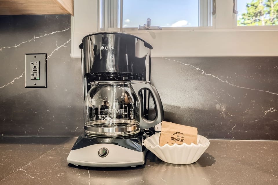 Condo, 2 Bedrooms | Coffee and/or coffee maker