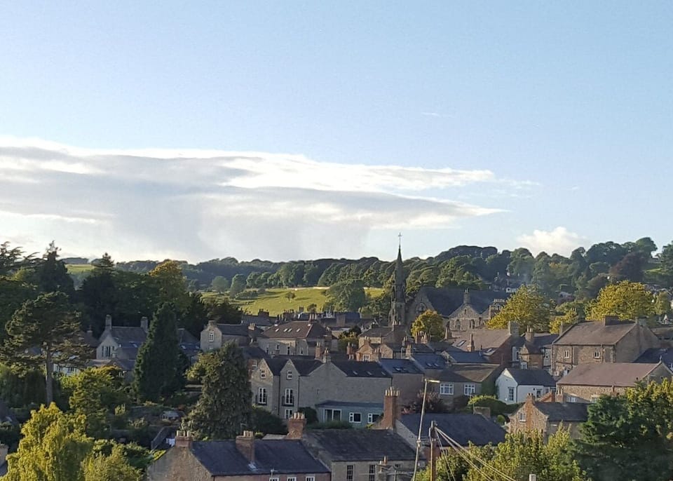 Wensley Suite | Premium bedding, WiFi (free), bed sheets