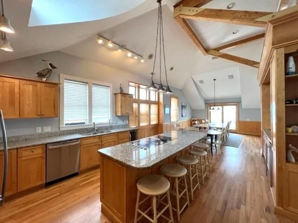 KItchen with Large Island