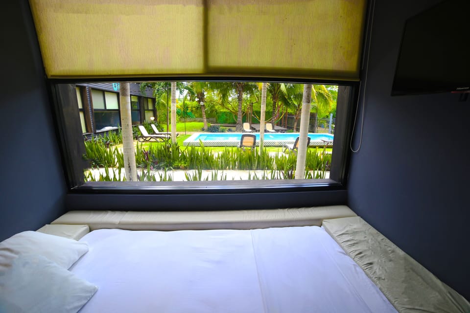 Double Room, 1 Double Bed, Pool View | Iron/ironing board, free WiFi, bed sheets