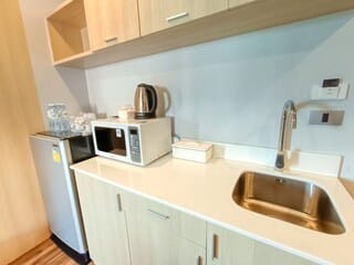 Mini-fridge, electric kettle