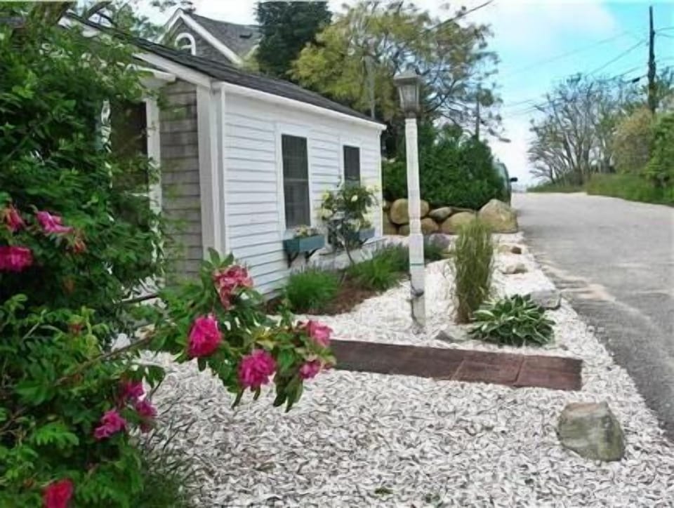 Eastham vacation rental 75 steps leads to private beach near Campground Beach