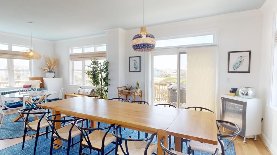 Dining table - Dining table at Bikinis and Bellinis vacation rental, Carova Beach 4x4 Northern Outer Banks NC