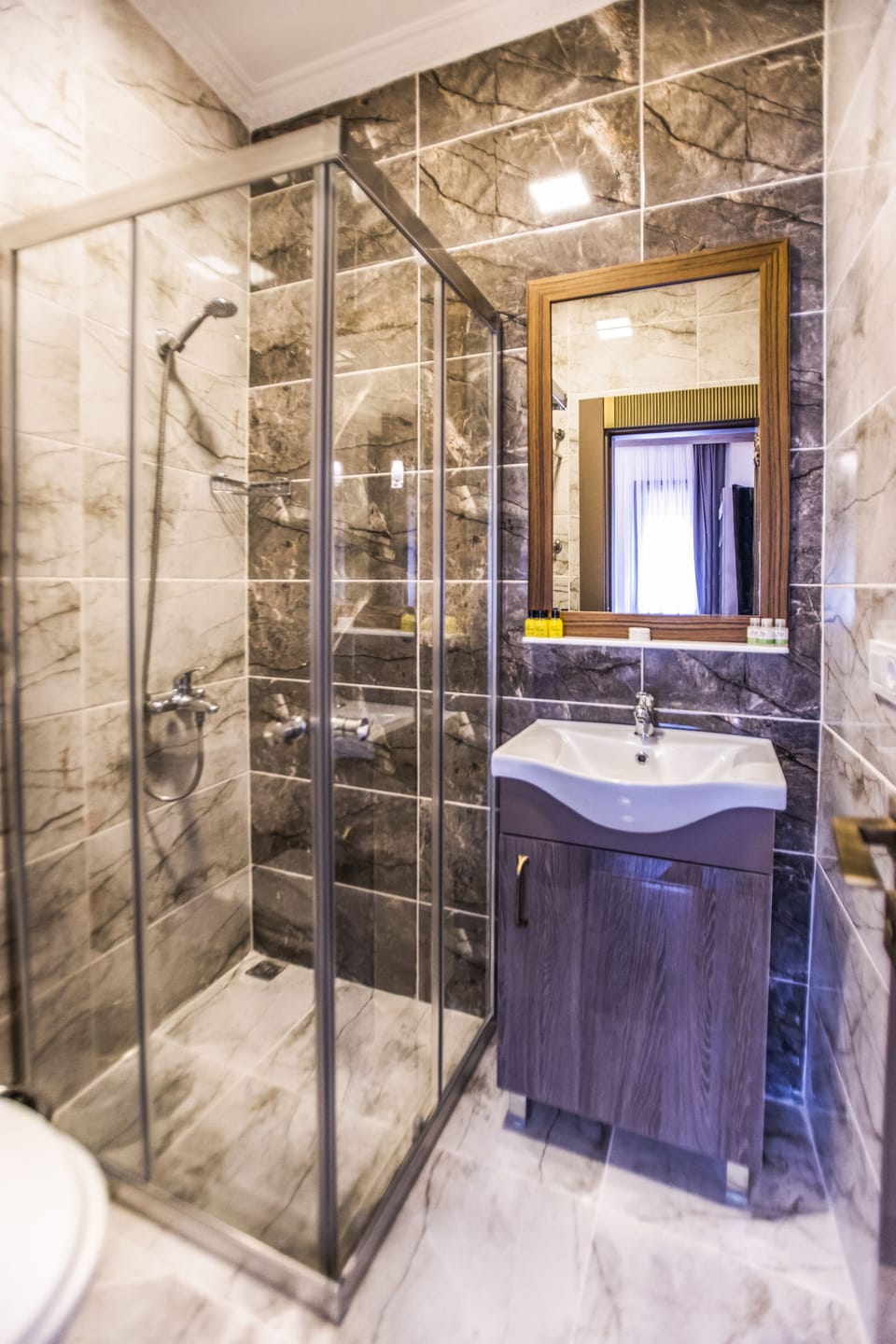 Shower, rainfall showerhead, hair dryer, slippers