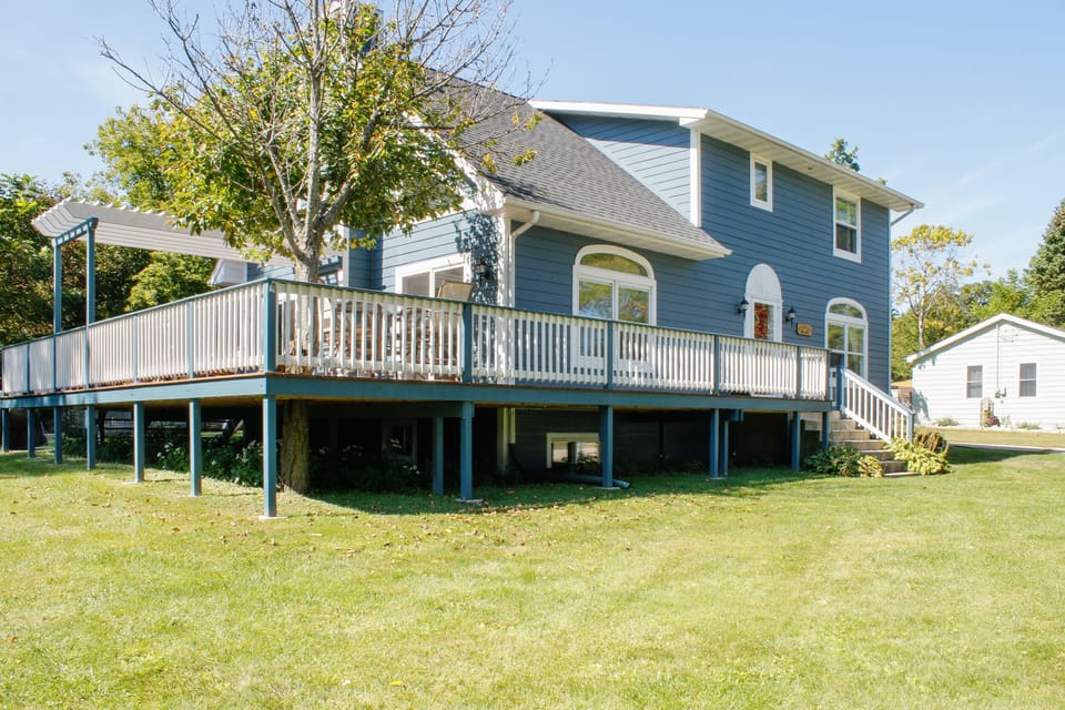 Escape to Lake Como, The Blue House