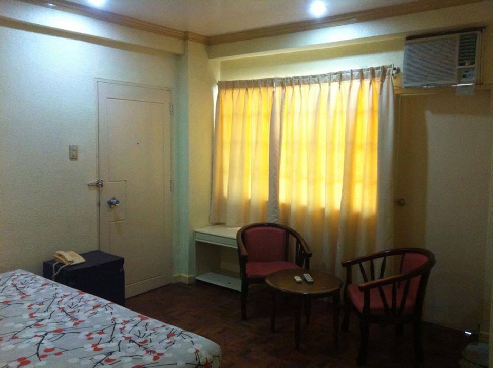 Desk, WiFi (free), bed sheets