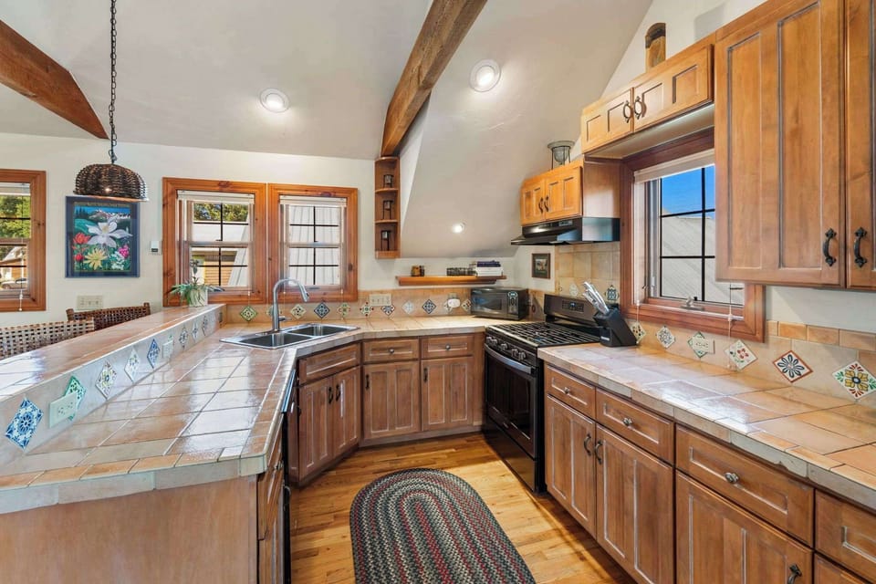 Spacious kitchen