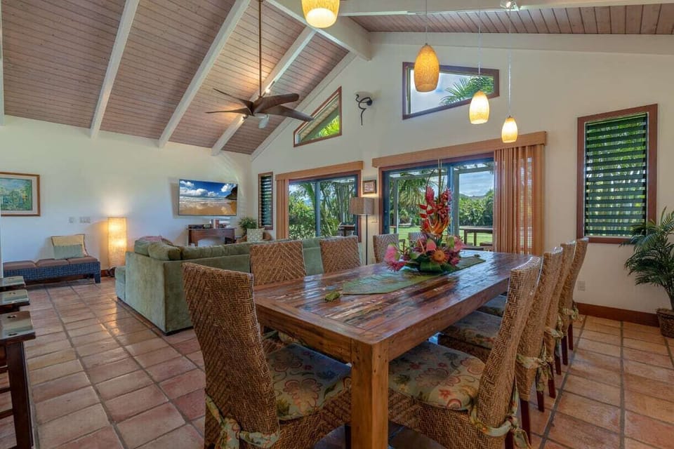 Open concept living /dining area, vaulted ceilings, AC and ceiling fans. Comfy!