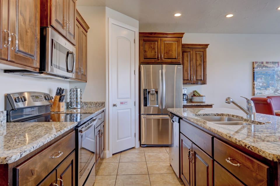 Beautiful granite counter tops with stainless appliances 