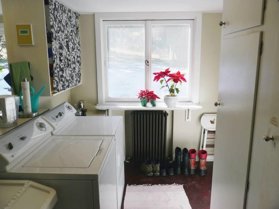 Laundry area