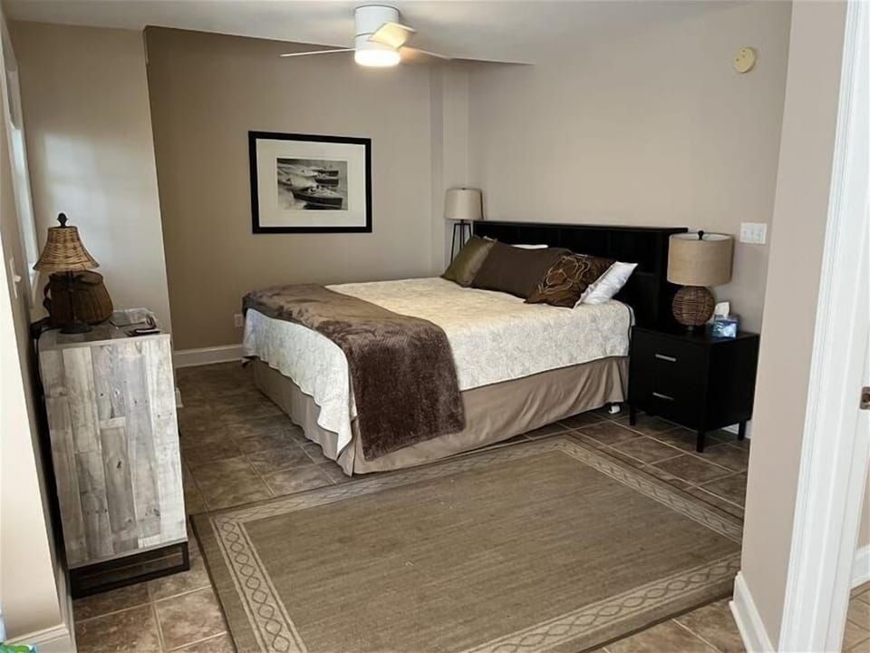 Roadside - Master Bedroom
