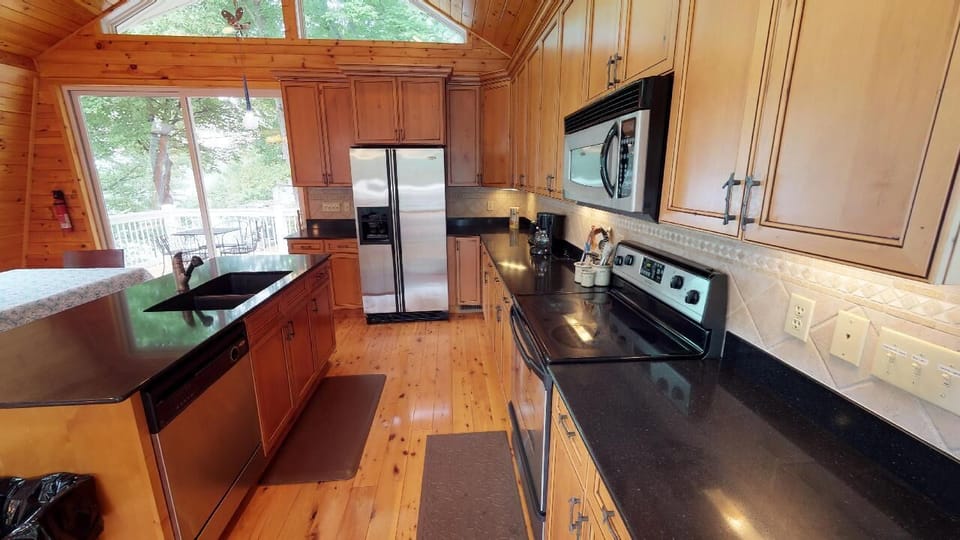 Roadside Home: Kitchen