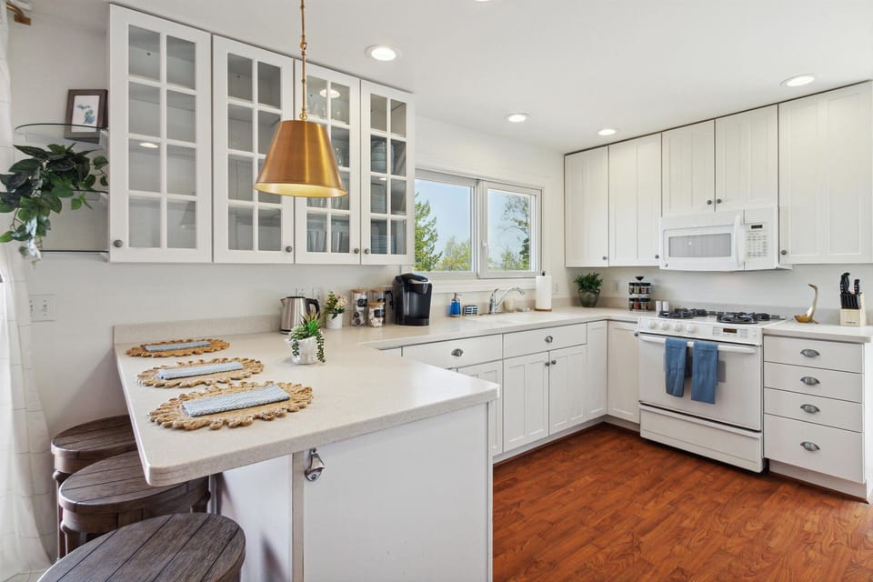 Luxury House | Private kitchen | Coffee/tea maker