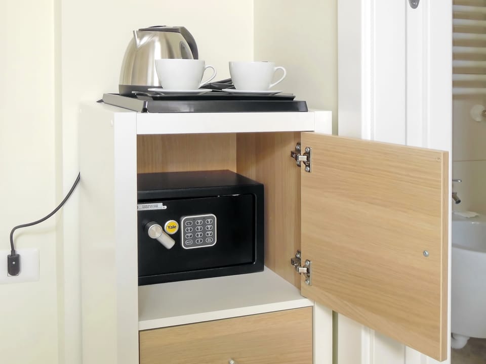 Premium bedding, pillowtop beds, minibar, in-room safe