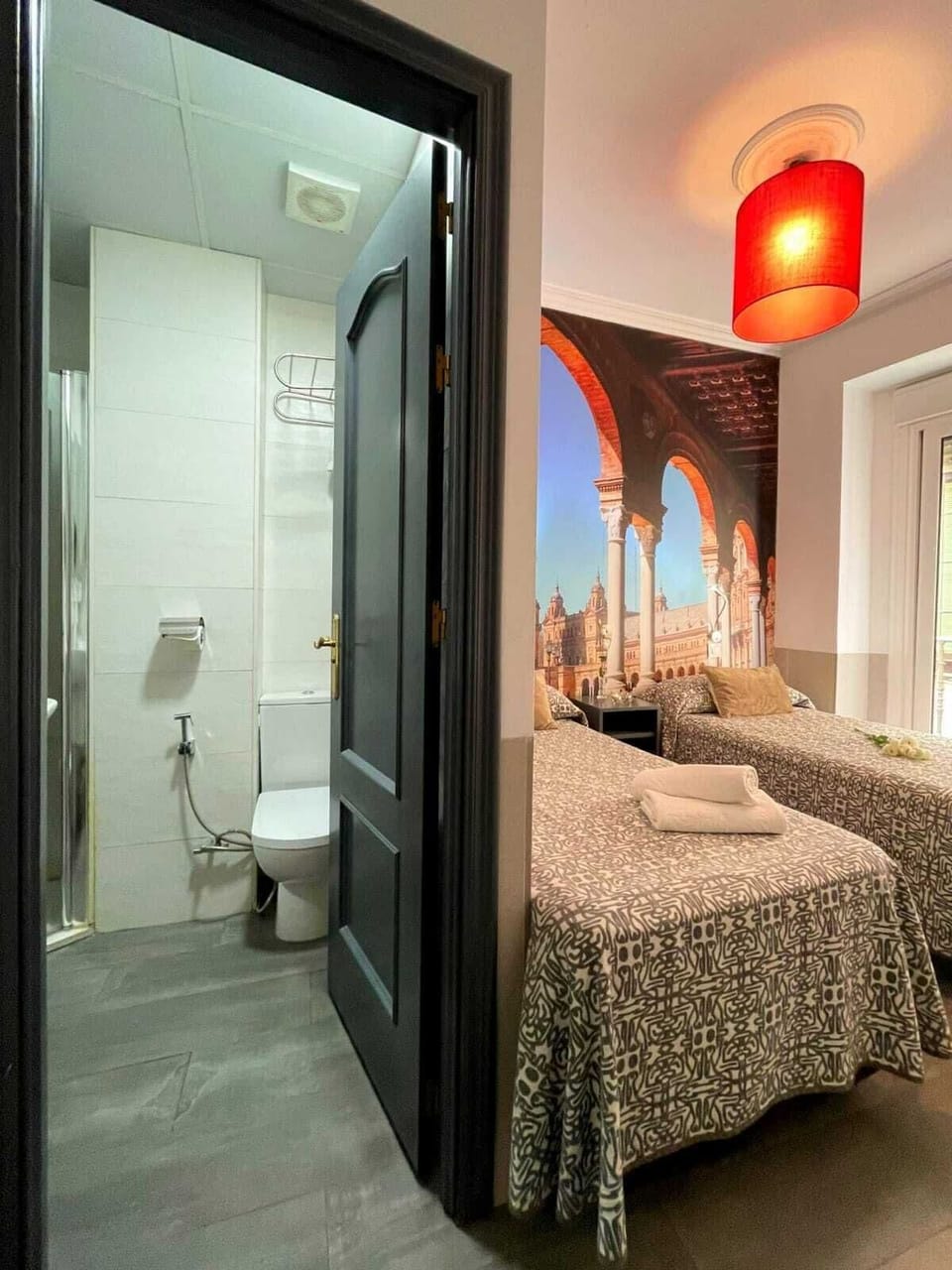 Standard Double or Twin Room | In-room safe, iron/ironing board, free WiFi, bed sheets