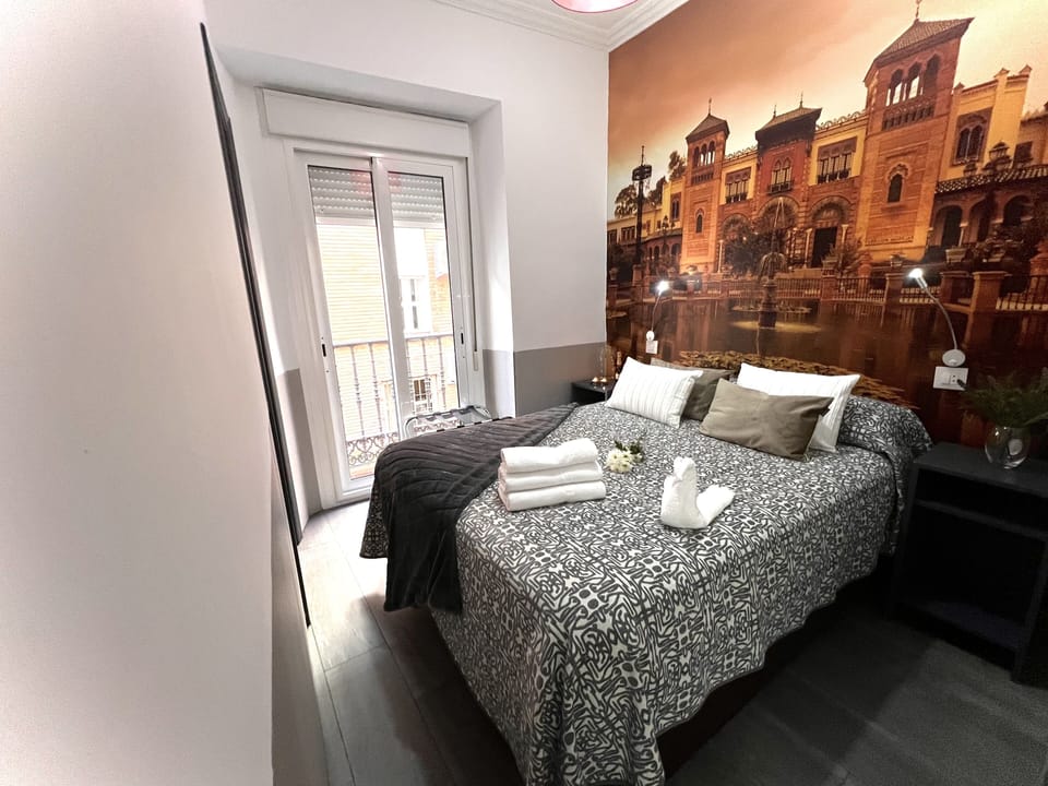 Standard Double or Twin Room | In-room safe, iron/ironing board, free WiFi, bed sheets