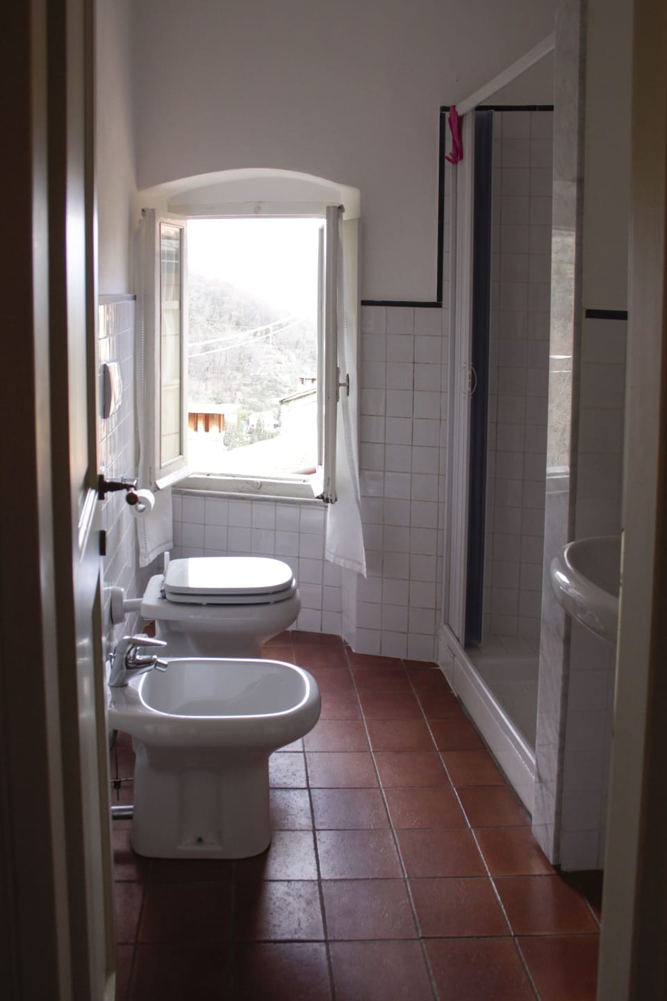 Triple Room | Bathroom | Shower, hair dryer, bidet, towels