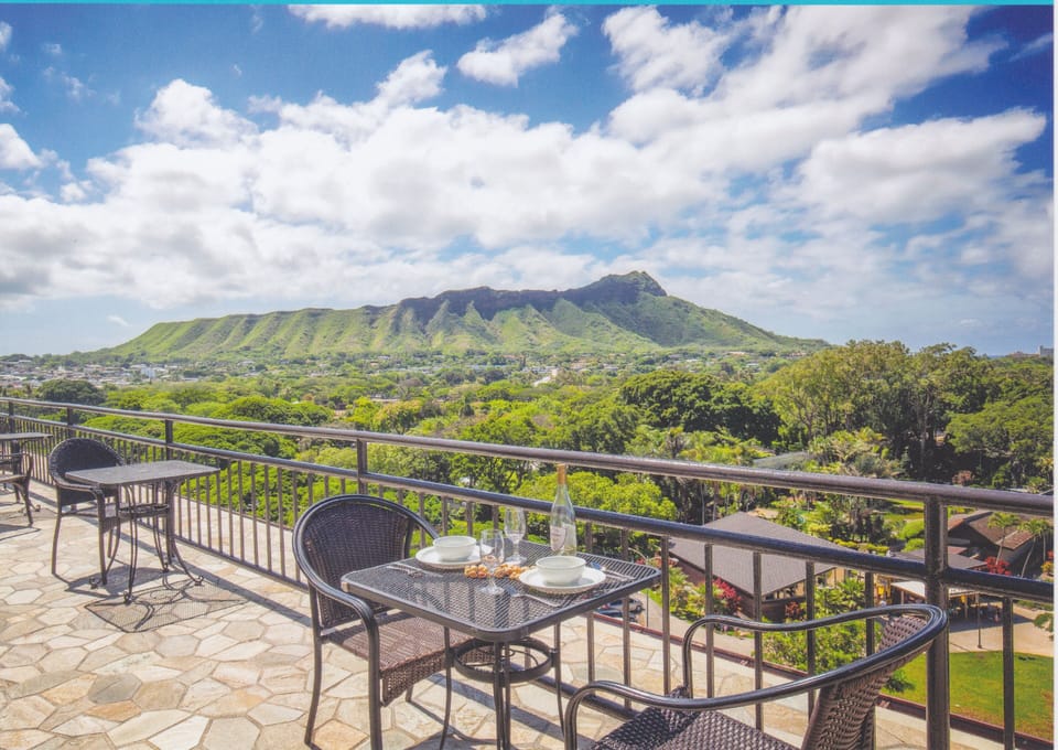 Bring your morning coffee or sunset drinks up to the roof deck
