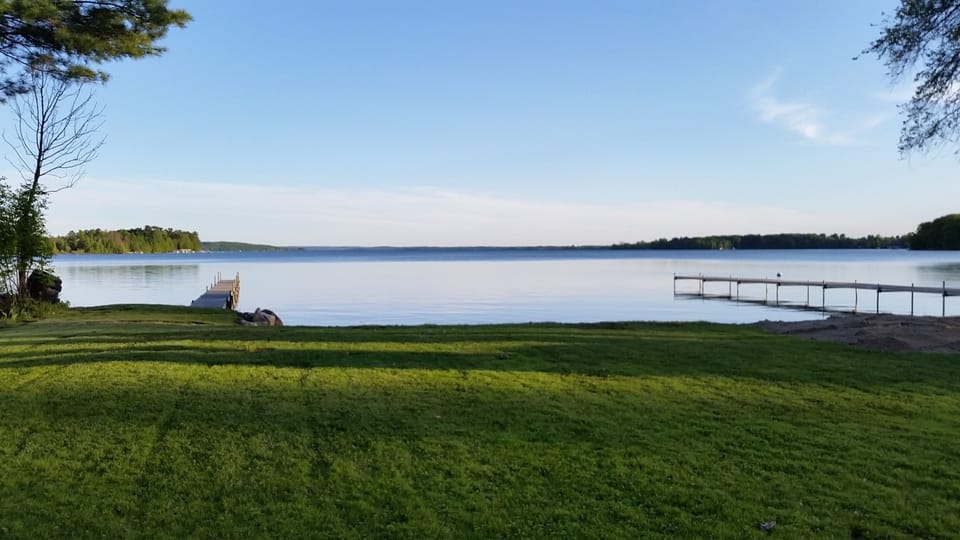 Stunning views of Elk Lake!!