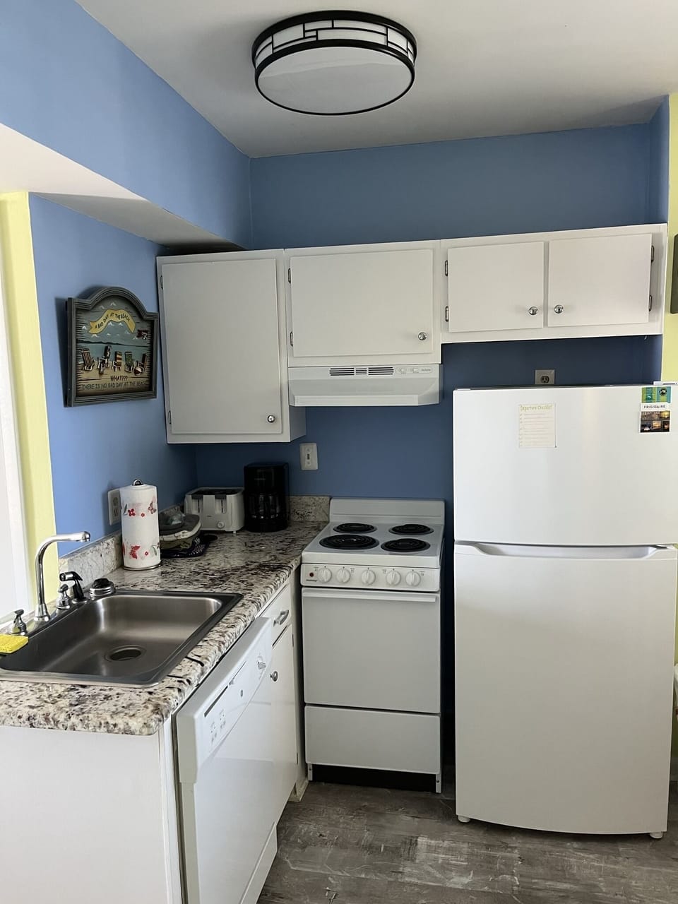 Small kitchen area