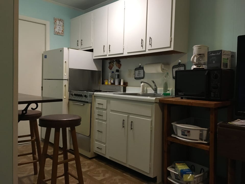 full kitchen