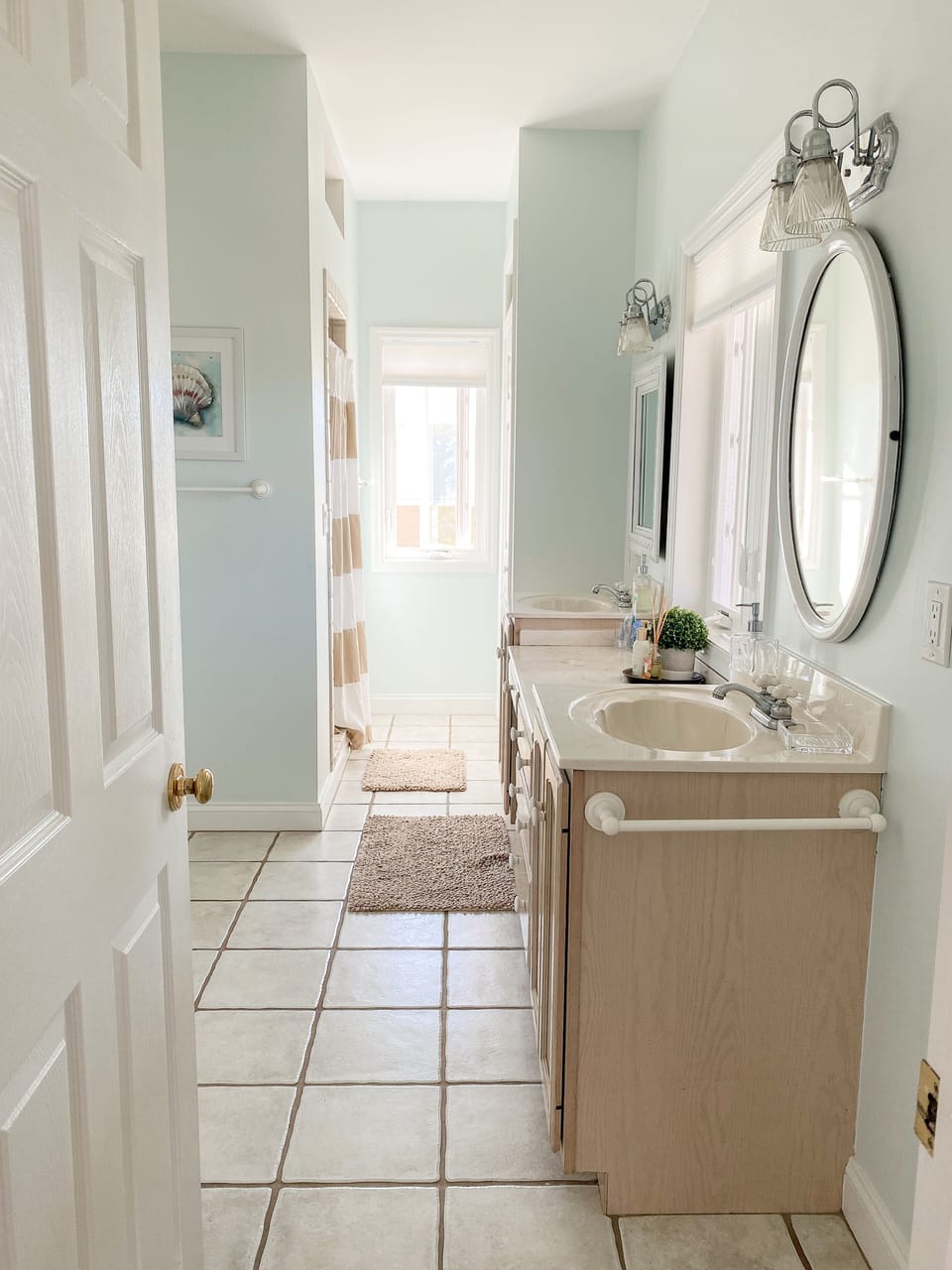 Master bath.