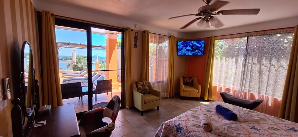 Luxury Double Room, 1 Queen Bed, Ocean View, Ground Floor | 1 bedroom, Egyptian cotton sheets, premium bedding, pillowtop beds