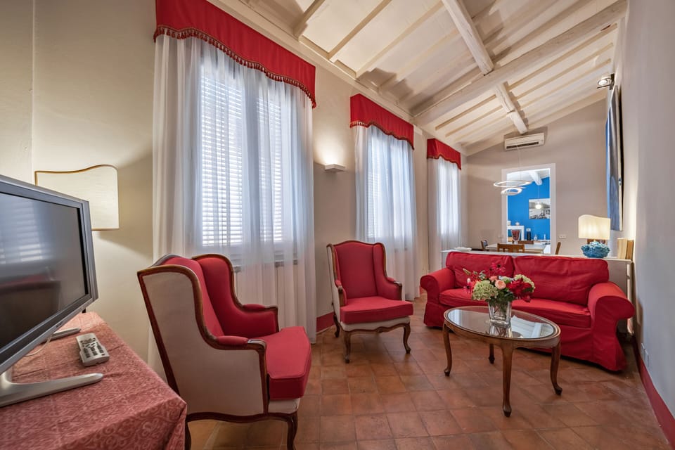 Comfort Apartment, 1 Bedroom | Living area | Flat-screen TV