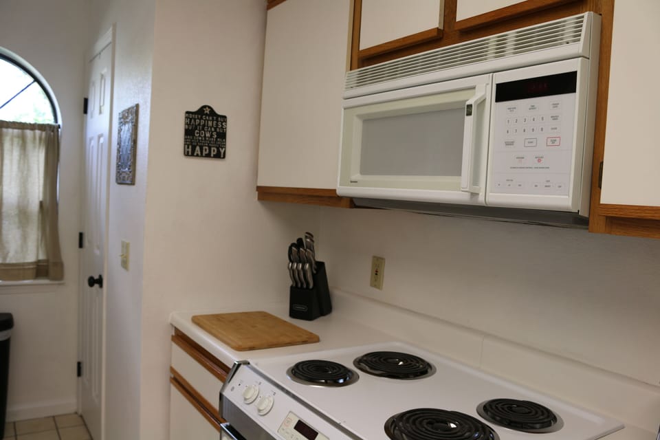 Oven, Microwave and all you need in the kitchen.