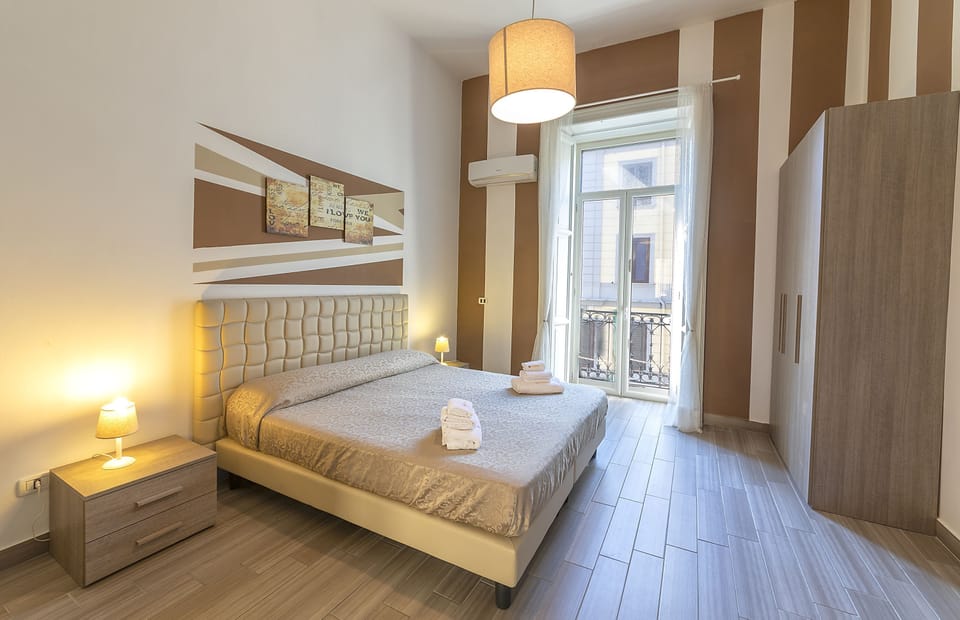 Deluxe Apartment | Frette Italian sheets, premium bedding, down comforters