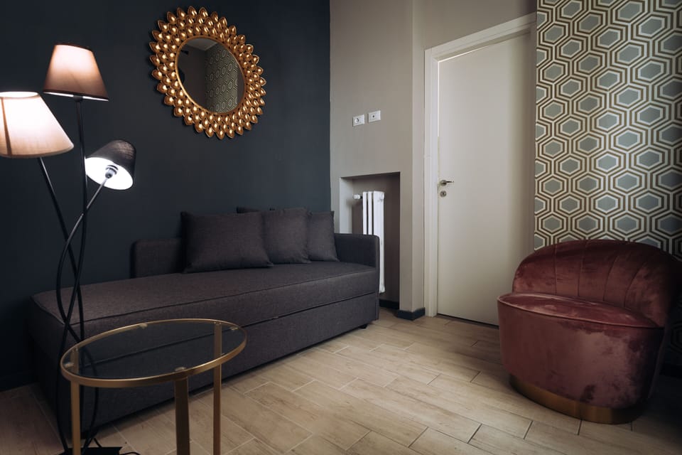 Triple Room | Desk, laptop workspace, free WiFi