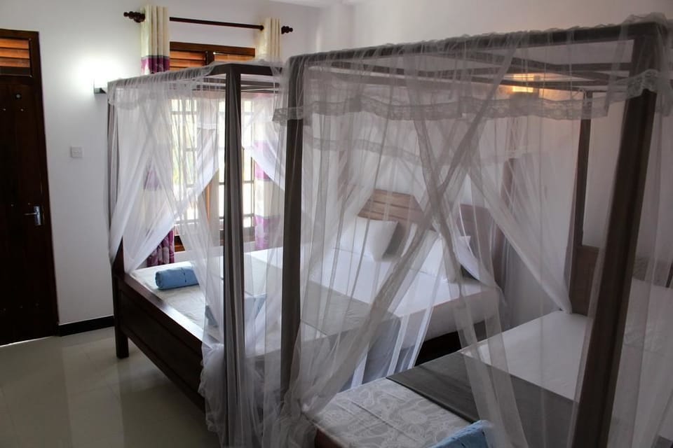Double Room, Resort View | Desk, iron/ironing board (on request), WiFi (free), bed sheets