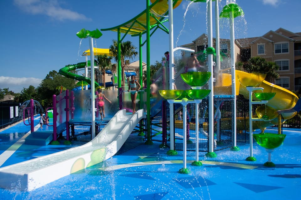 New kids splash area at the pool