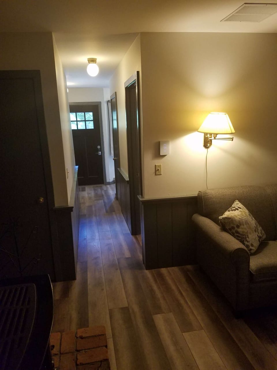 Updated and comfortable 4 bedroom cabin