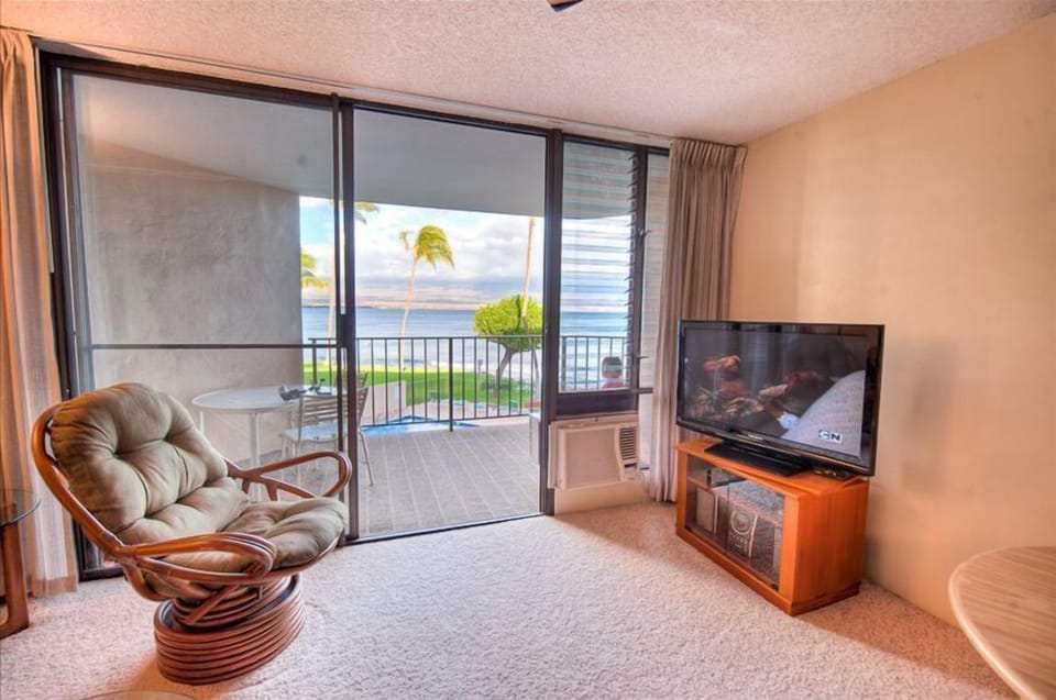 living room With a 42