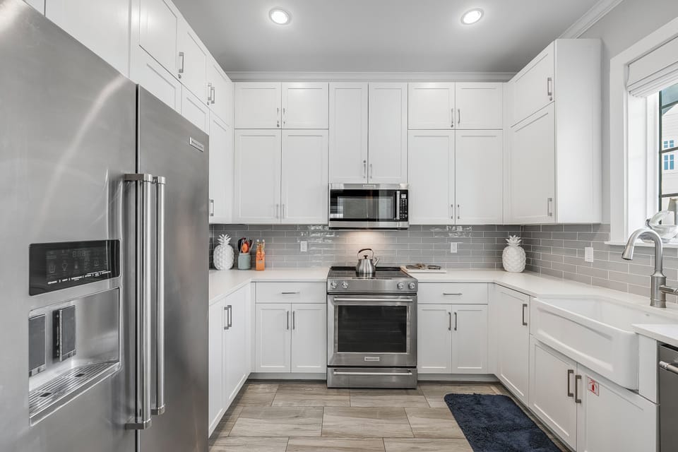 1st Floor, Kitchen