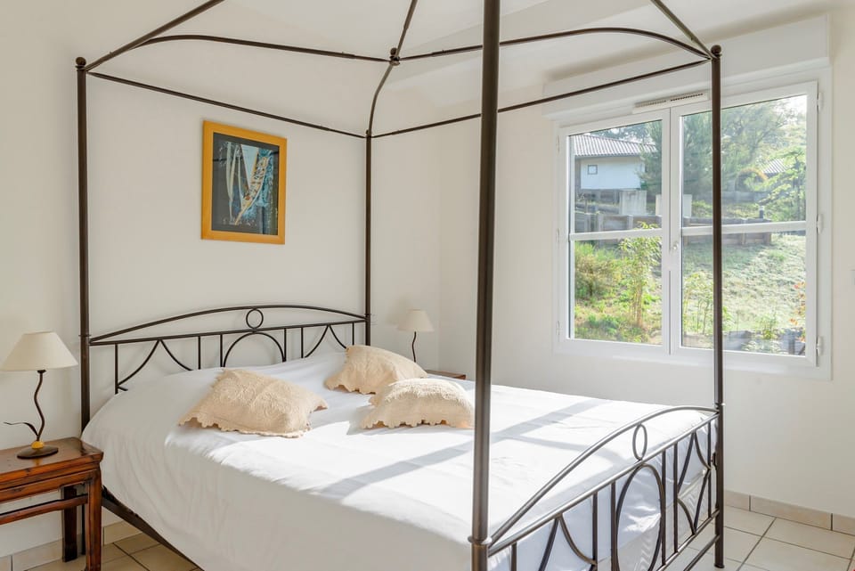 There are 2 bedrooms each with a double bed.