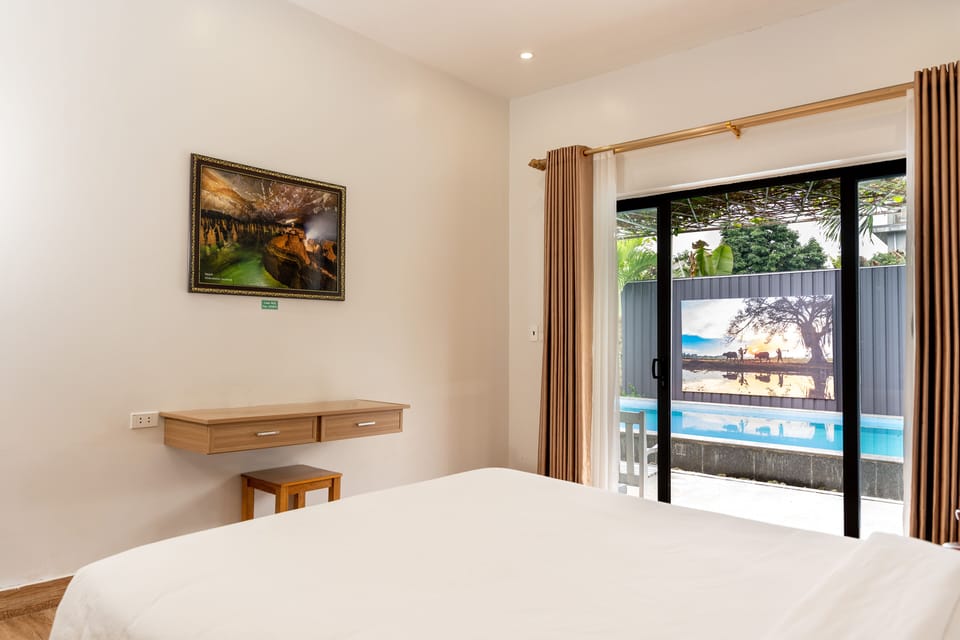 Superior Room | Minibar, desk, blackout drapes, soundproofing