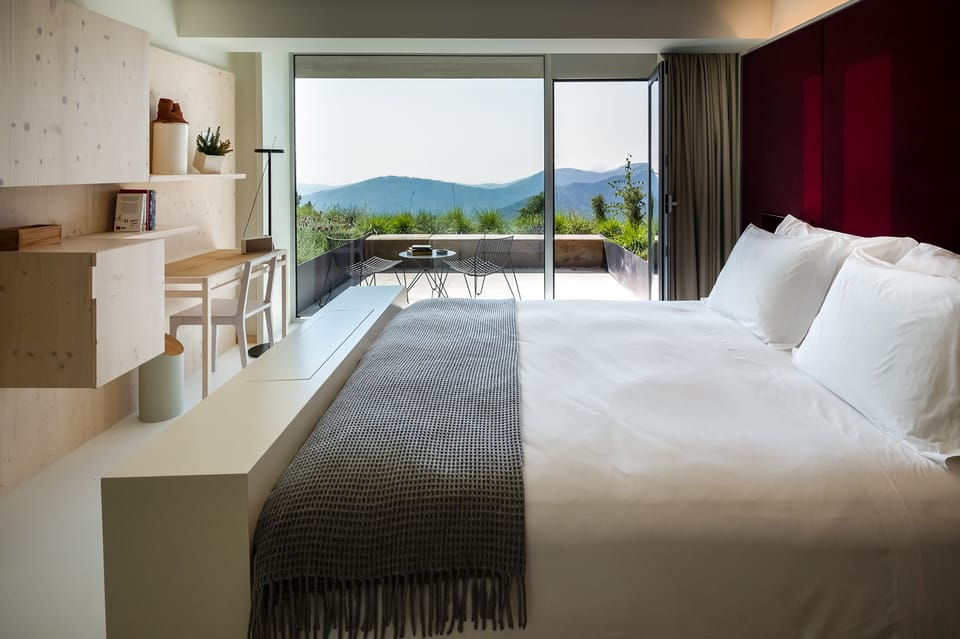 Superior Panorama | Minibar, in-room safe, desk, blackout drapes
