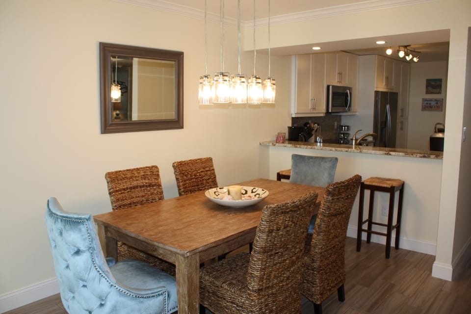 Dining area with view to the Kitchen