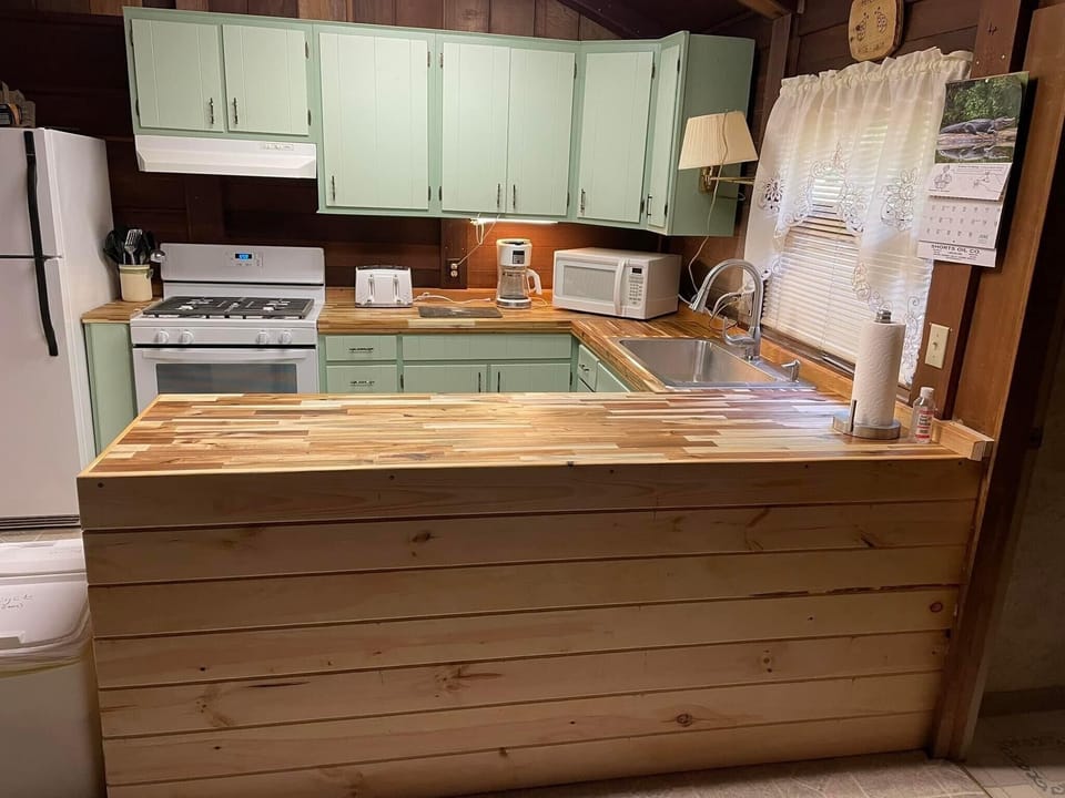 new kitchen counter tops June 2022
