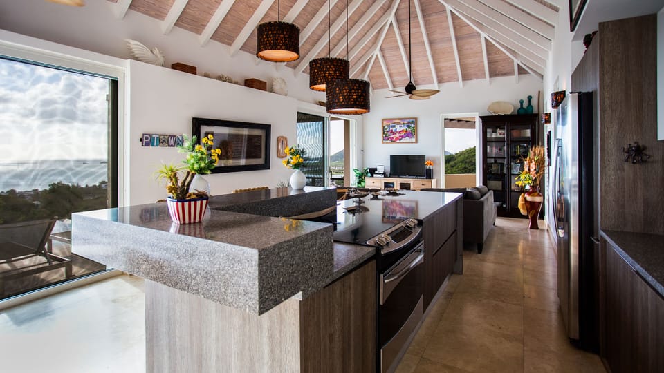 Kitchen into living, Sony sound system, 4K HD TV, HS wifi, every amenity needed.