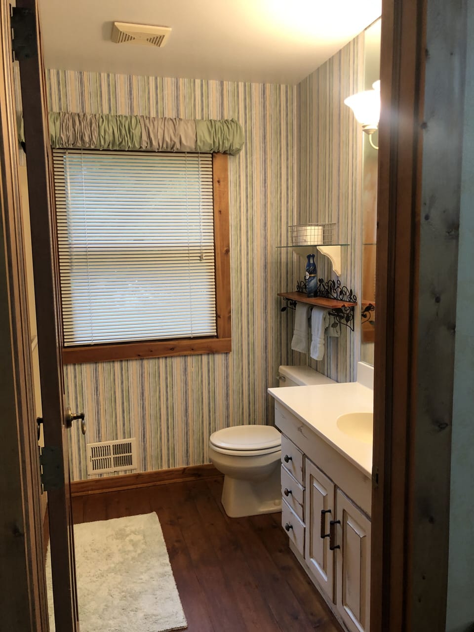 Master bath with shower